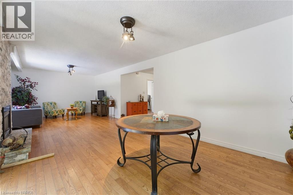 5 KEELER Place - 18