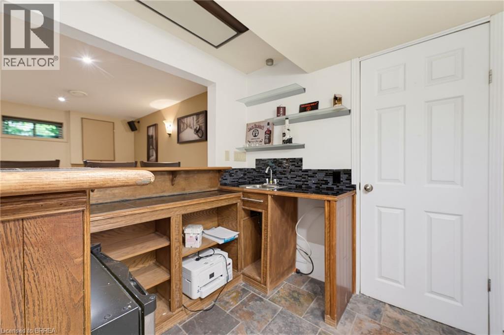 5 KEELER Place - 25