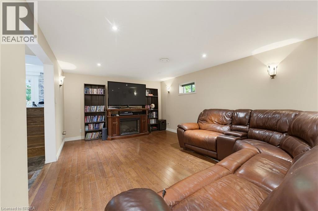 5 KEELER Place - 27