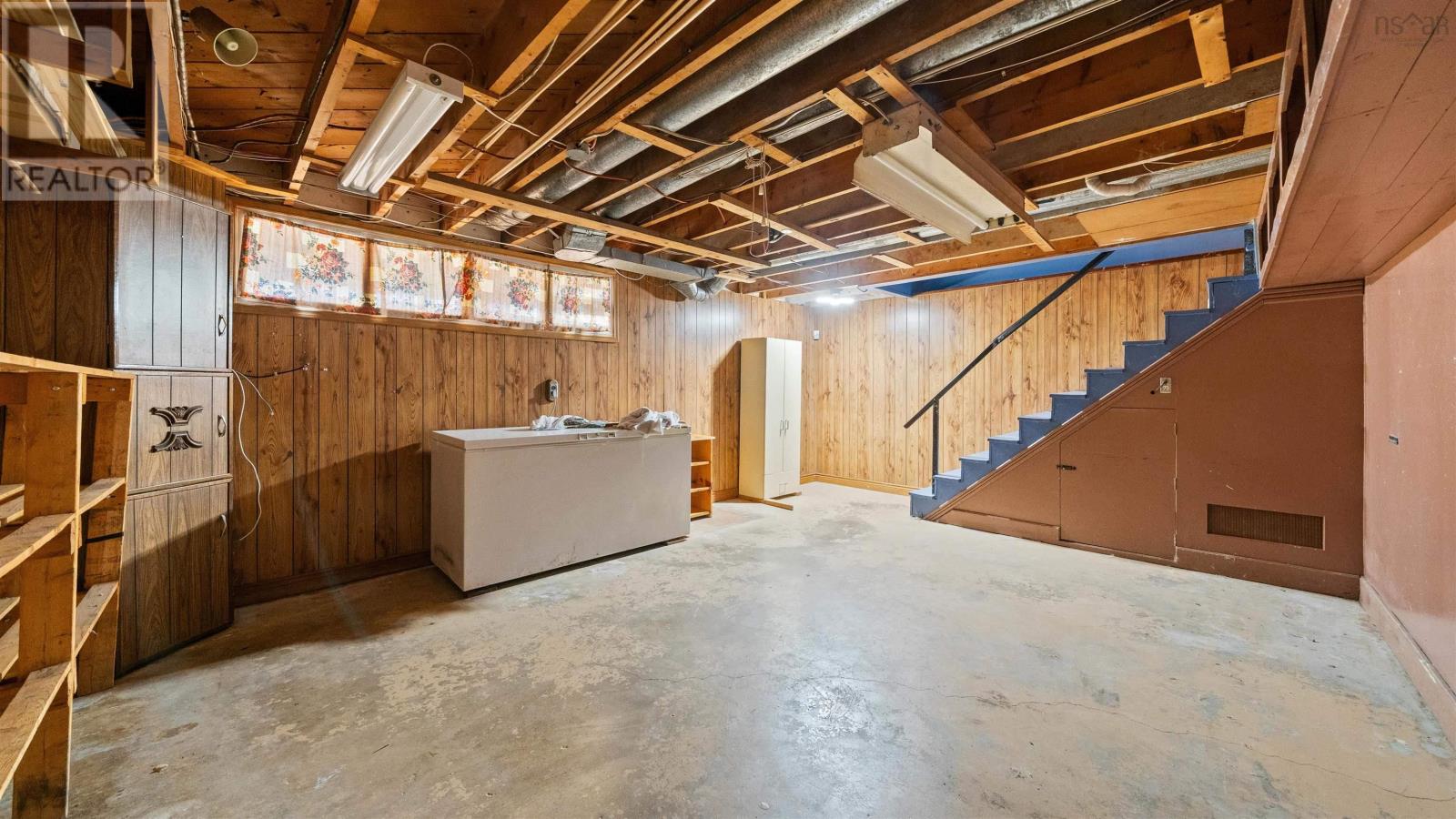 24 McIntosh Street - 24