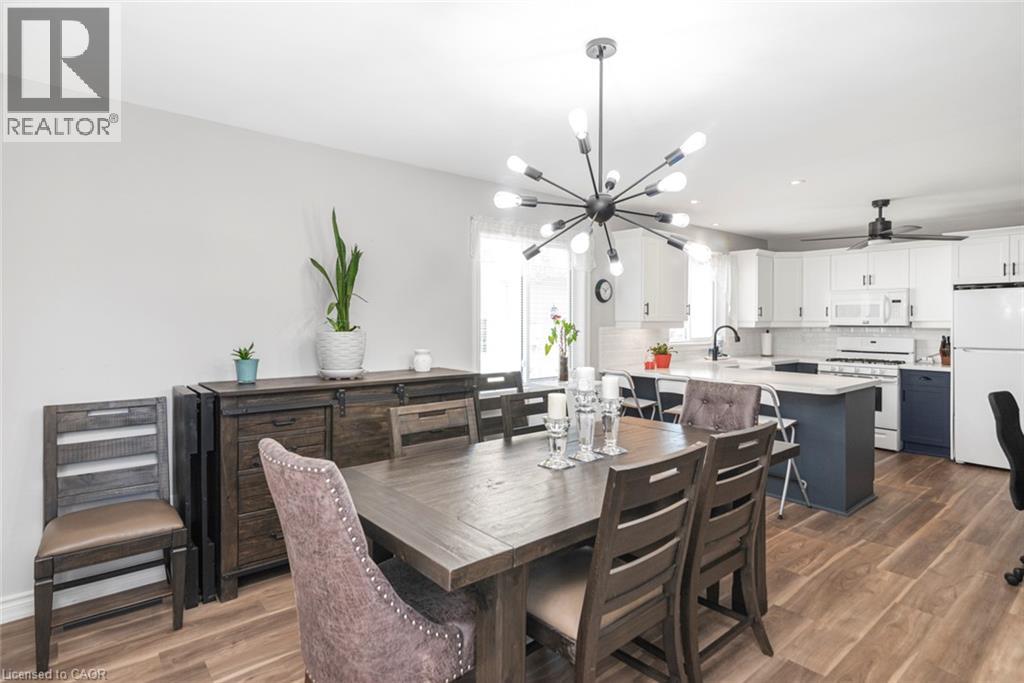 26 MAPLEWOOD Court - 10