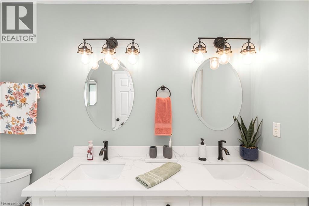 26 MAPLEWOOD Court - 31