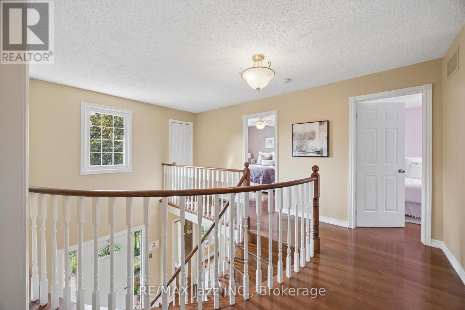 48 BUTTERFIELD CRESCENT - 18