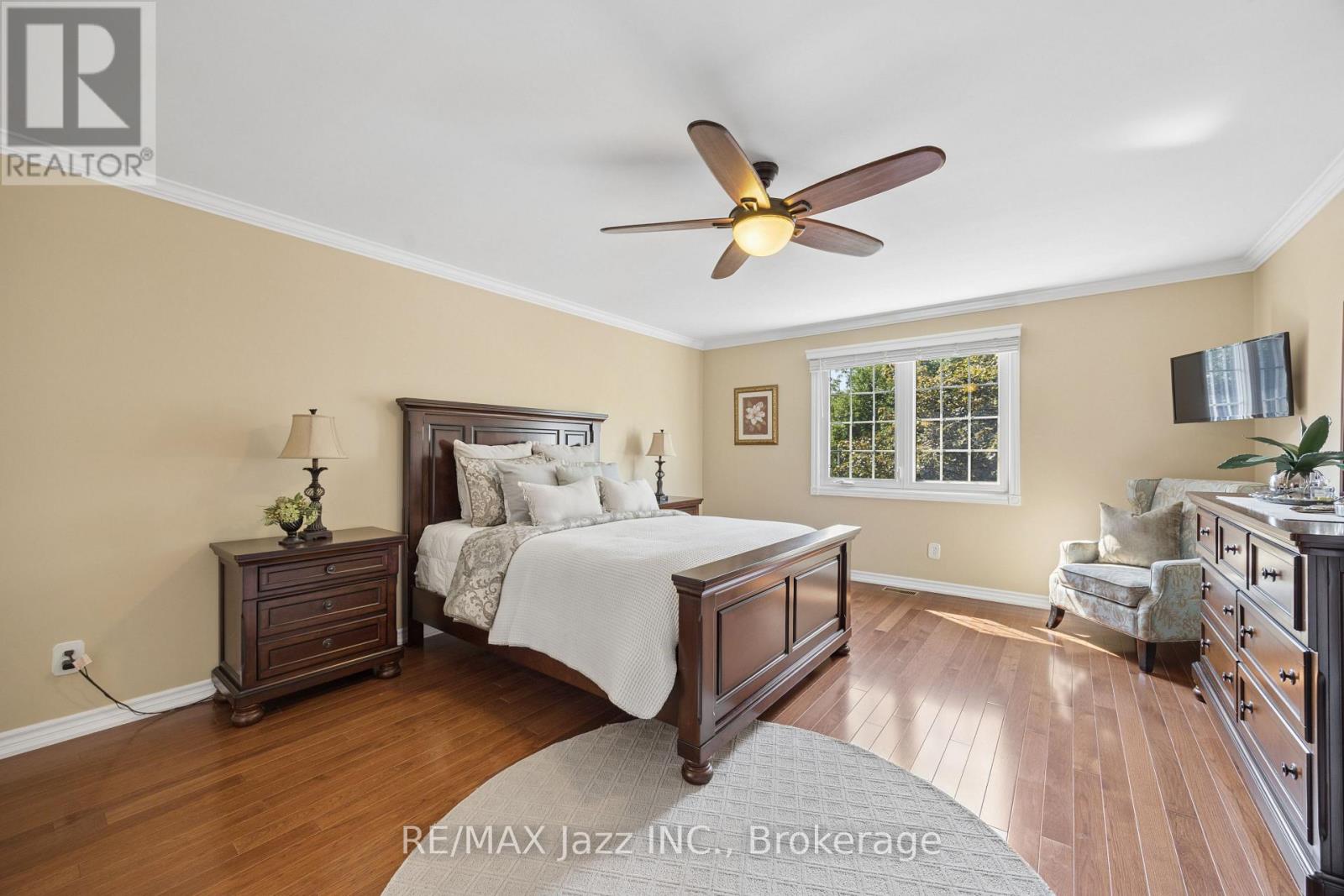 48 BUTTERFIELD CRESCENT - 19