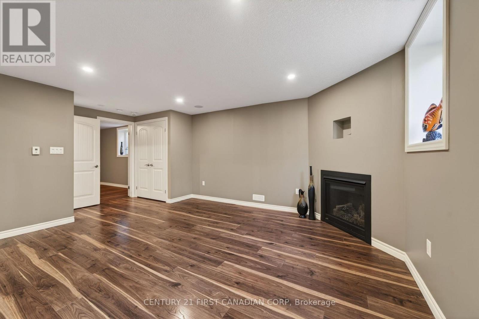 171 FRANCIS STREET - 21