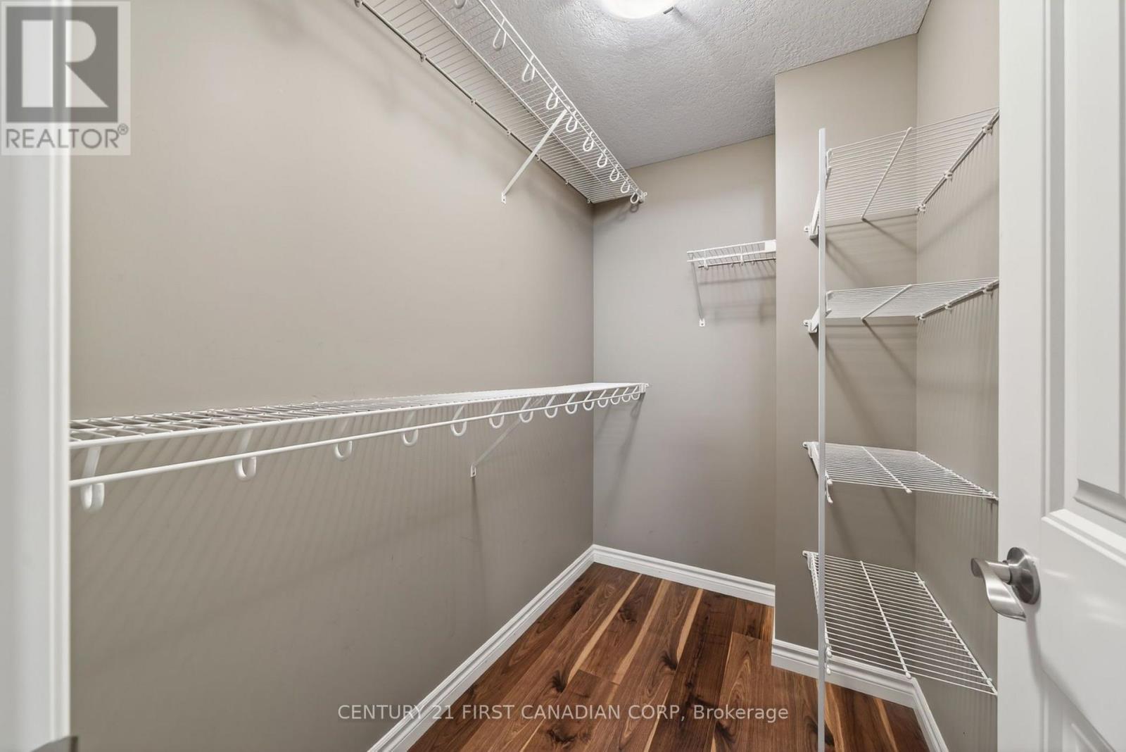 171 FRANCIS STREET - 23