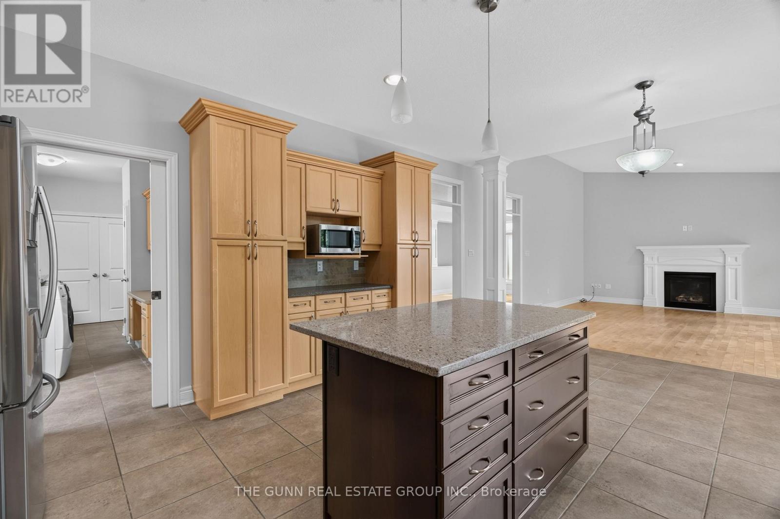 1401 BIRCHWOOD DRIVE - 23