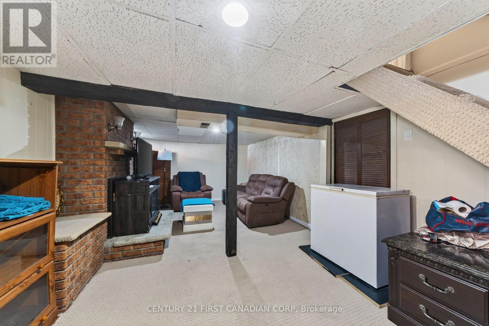 75 GLASS AVENUE - Image 20