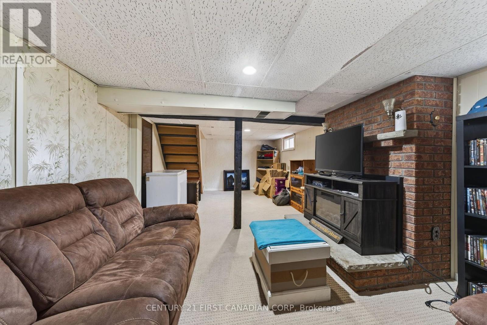 75 GLASS AVENUE - Image 21