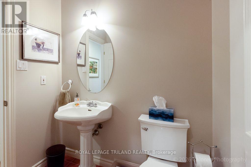 321 HARTSON ROAD - Image 32
