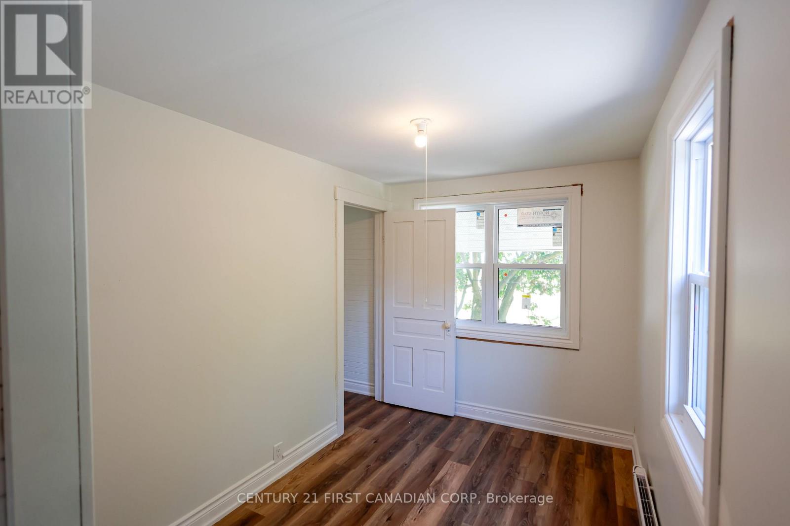 188 FURNIVAL ROAD - 14