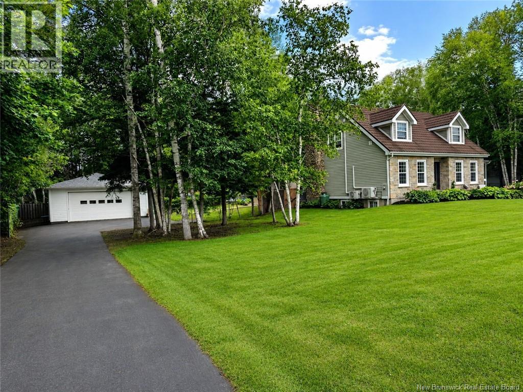 1025 Tamarack - 4