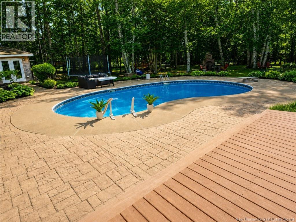 1025 Tamarack - 8