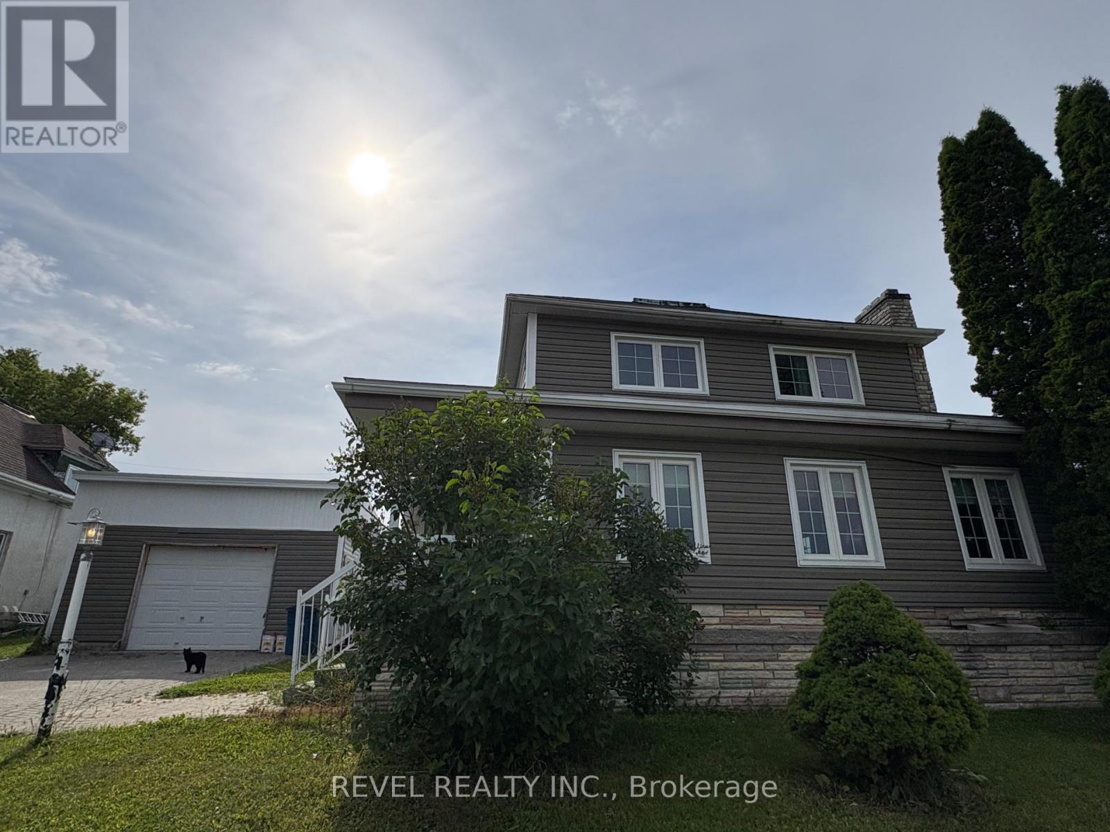 253 FOURTH AVENUE - 1