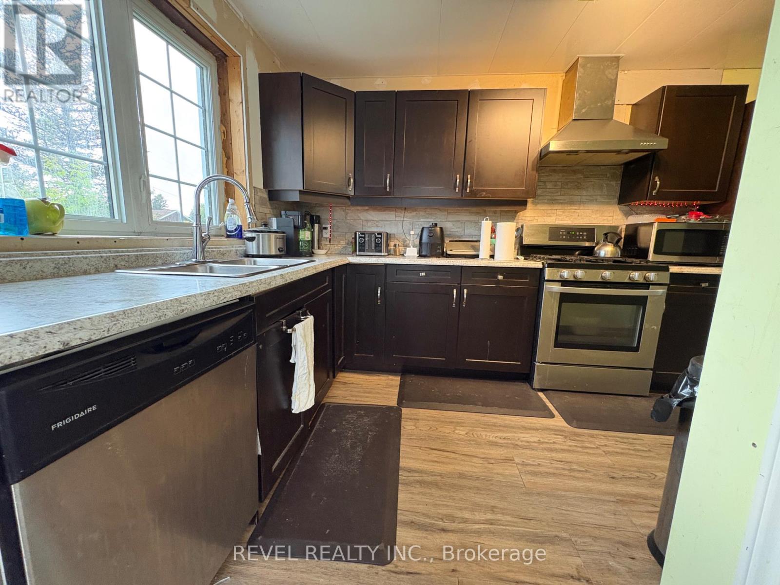 253 FOURTH AVENUE - 15