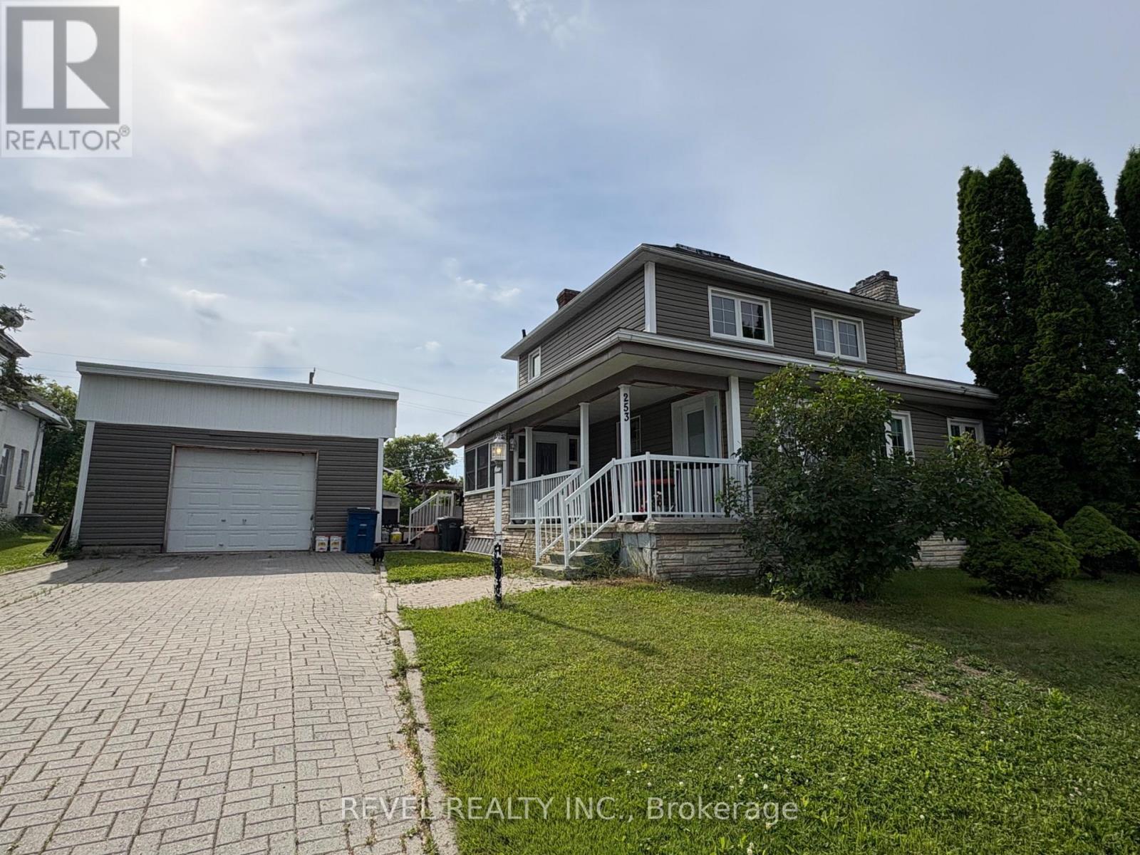 253 FOURTH AVENUE - 2