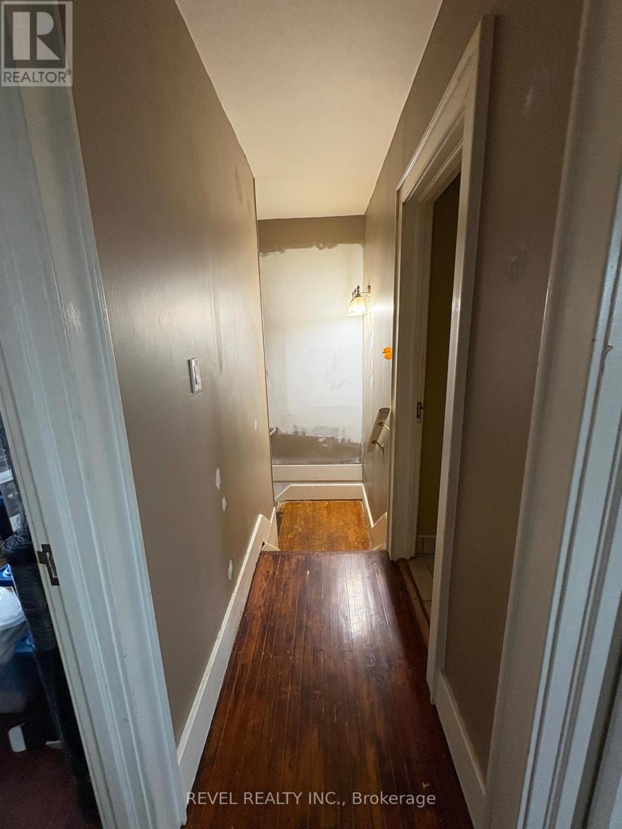 253 FOURTH AVENUE - 20