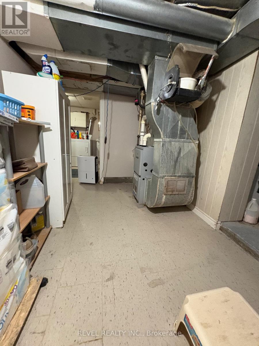 253 FOURTH AVENUE - 32