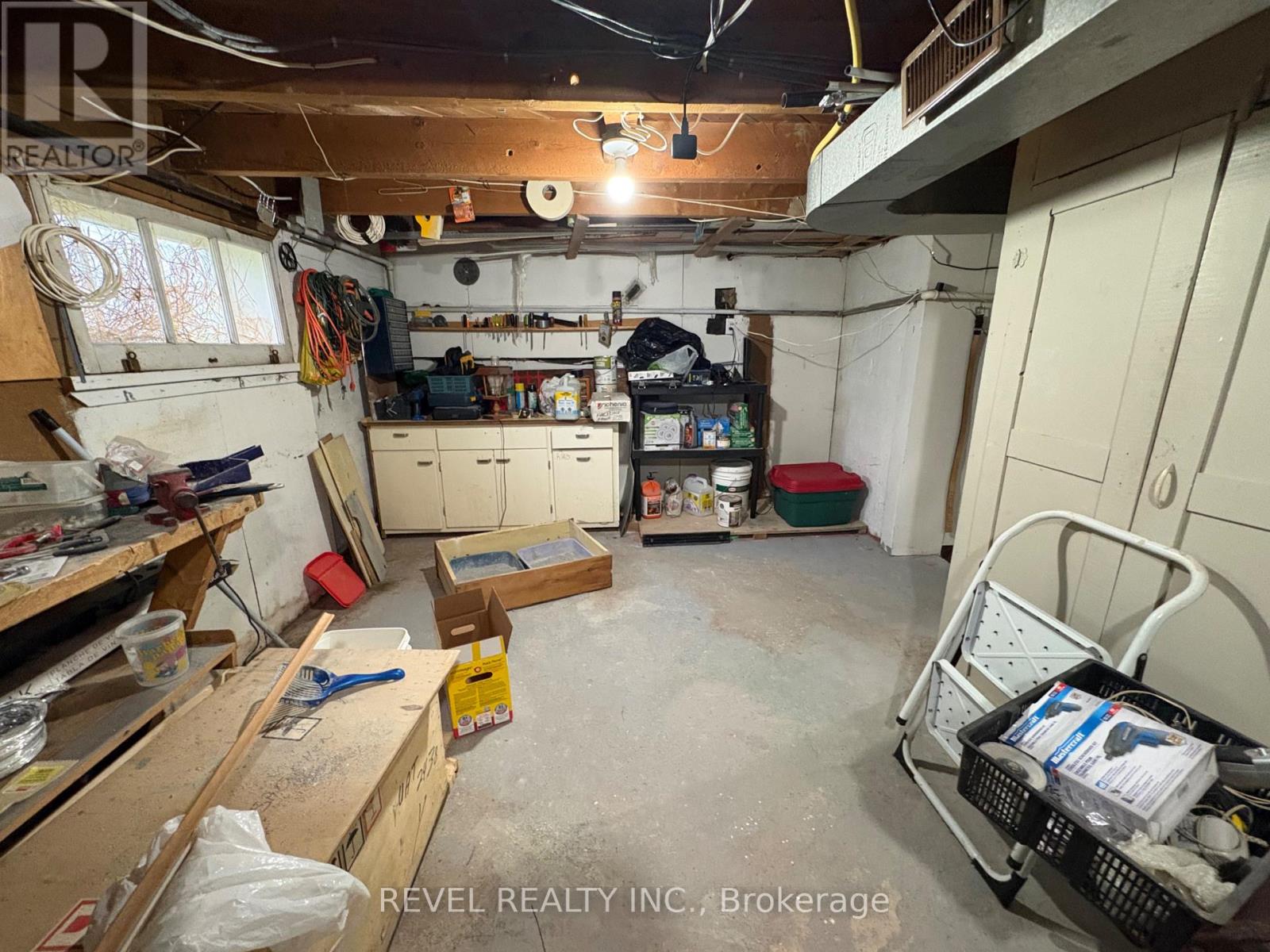 253 FOURTH AVENUE - 33