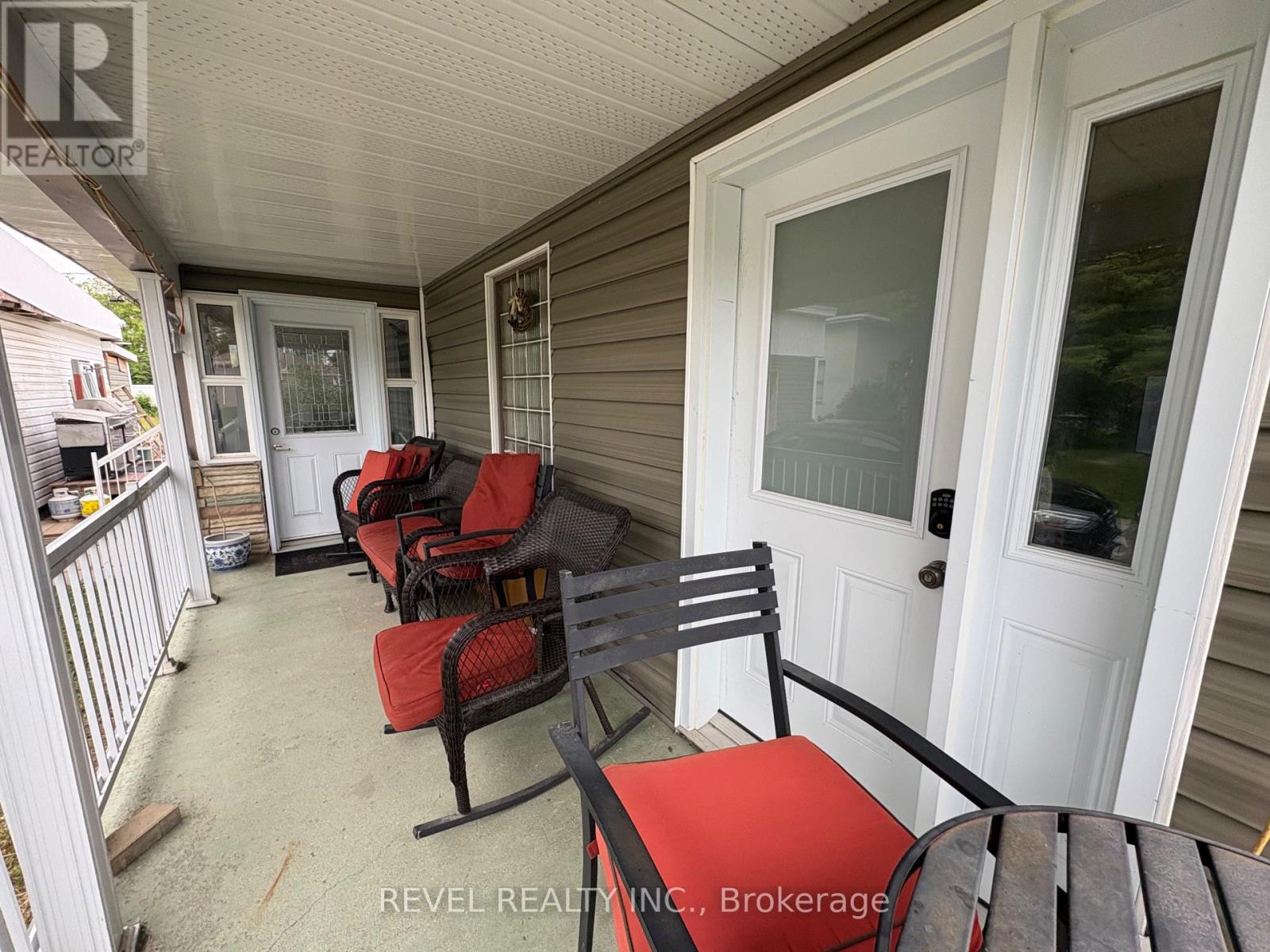 253 FOURTH AVENUE - 5