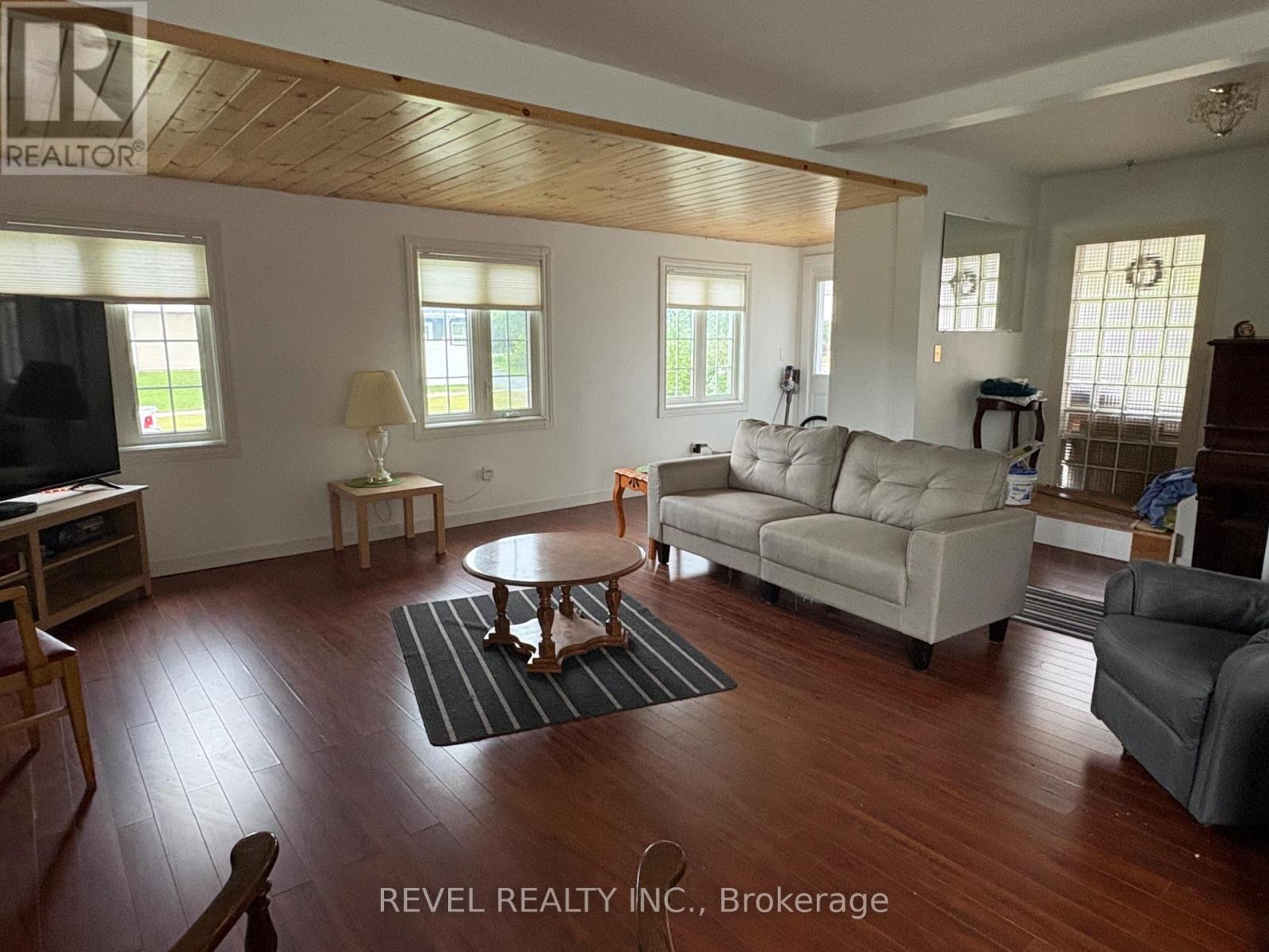 253 FOURTH AVENUE - 8
