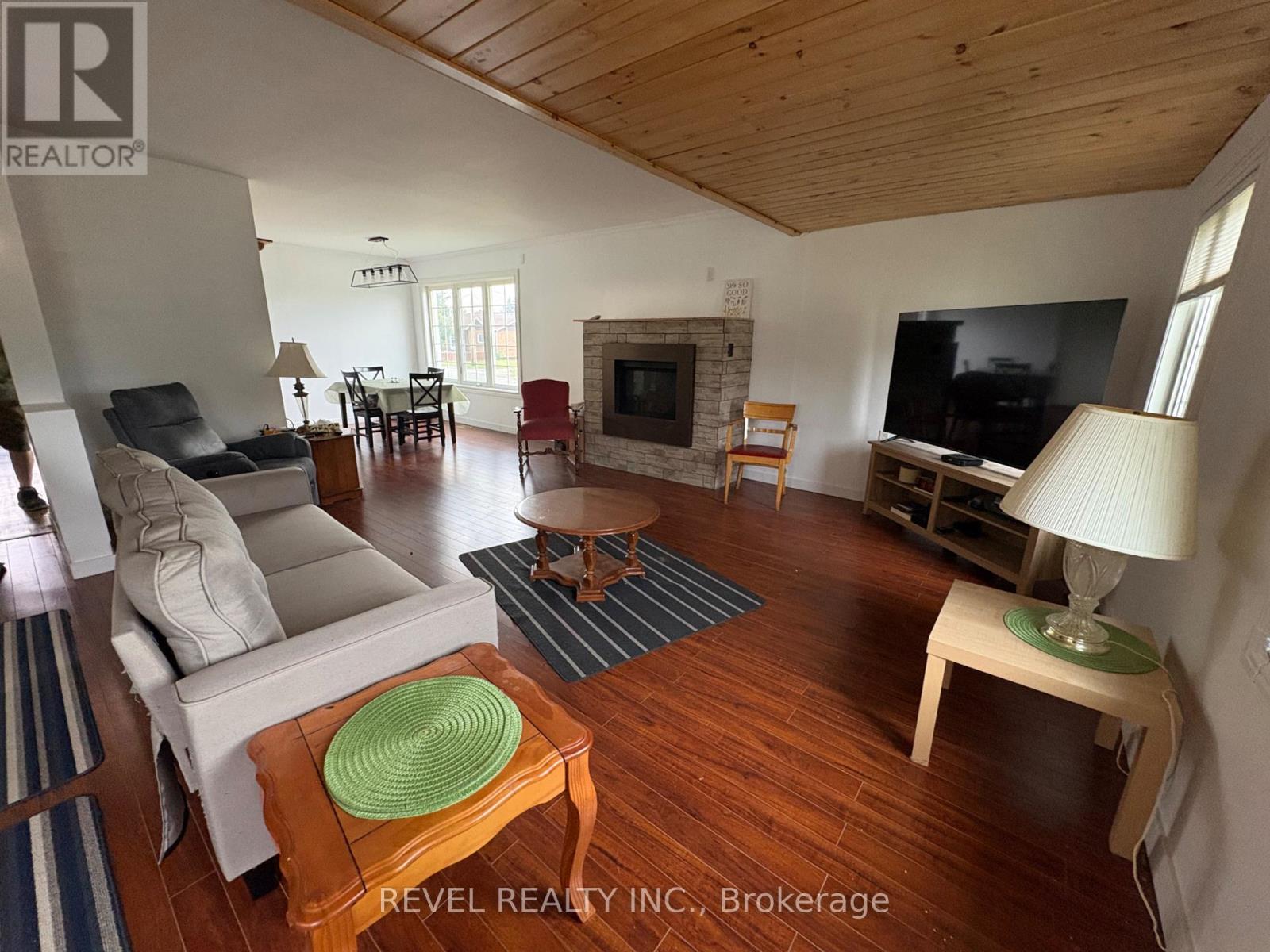253 FOURTH AVENUE - 9