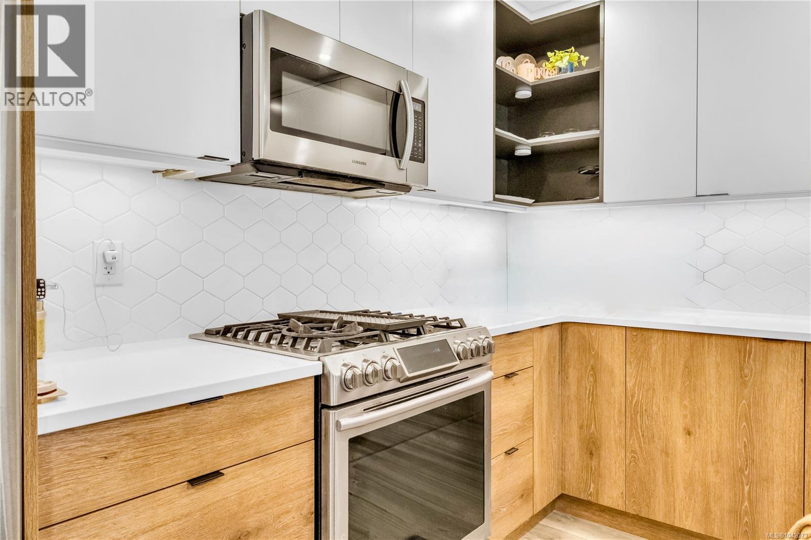 #116 950 WHIRLAWAY Cres - 11