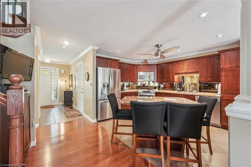 #3 15 BANNISTER Court - 10