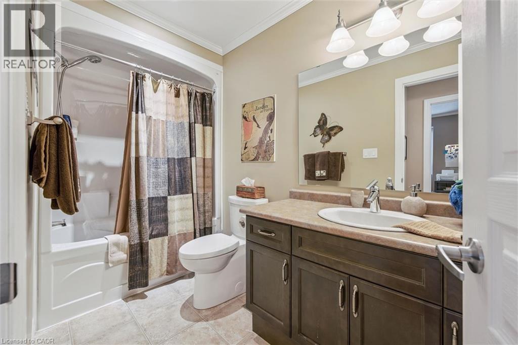 #3 15 BANNISTER Court - 29