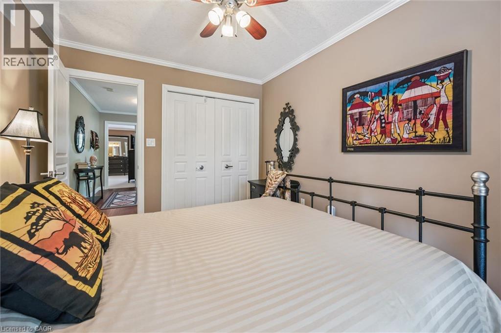 #3 15 BANNISTER Court - 26