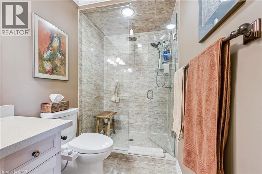 #3 15 BANNISTER Court - 24