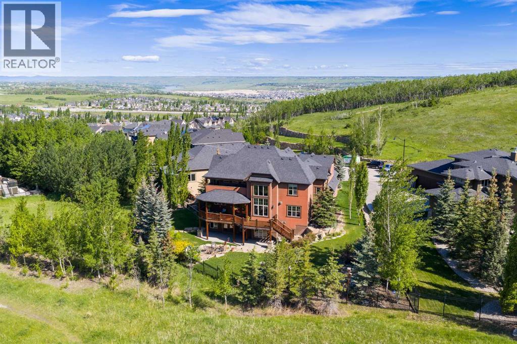 250 CRESTRIDGE Place SW - 44