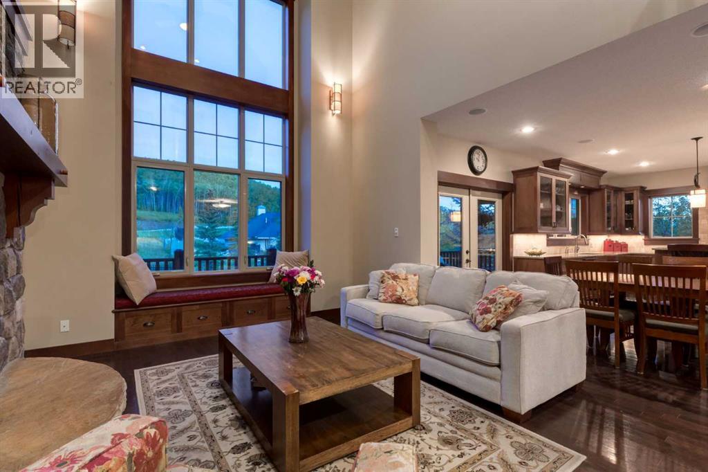 250 CRESTRIDGE Place SW - 10