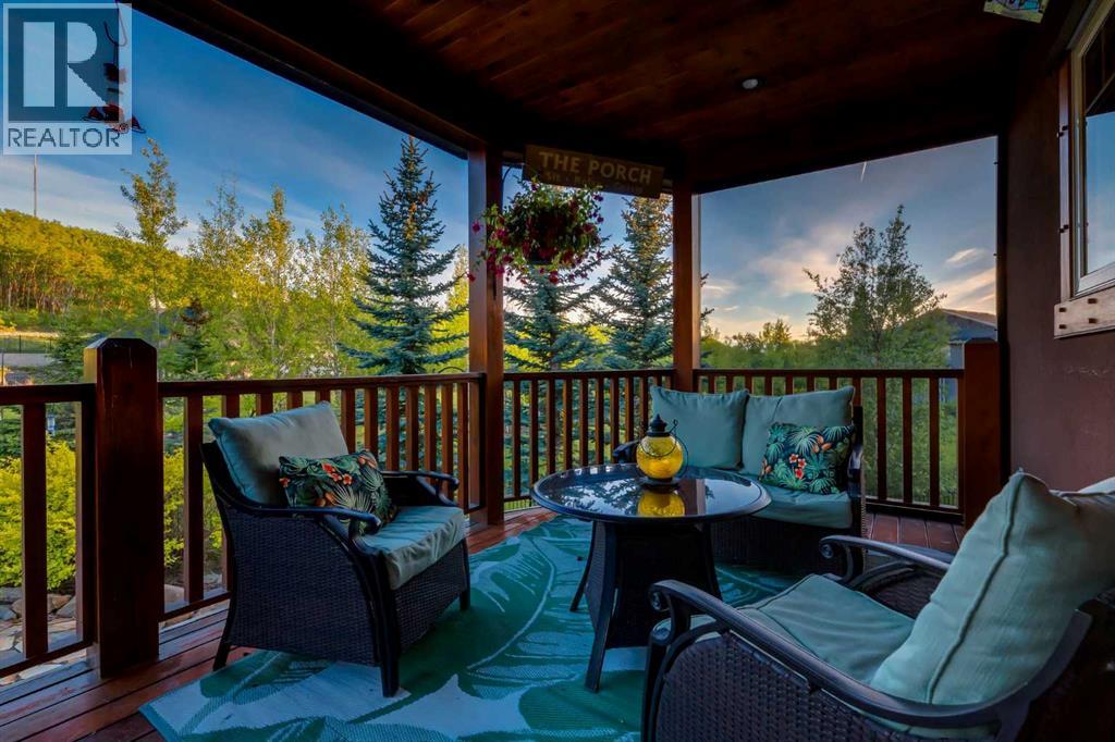 250 CRESTRIDGE Place SW - 46