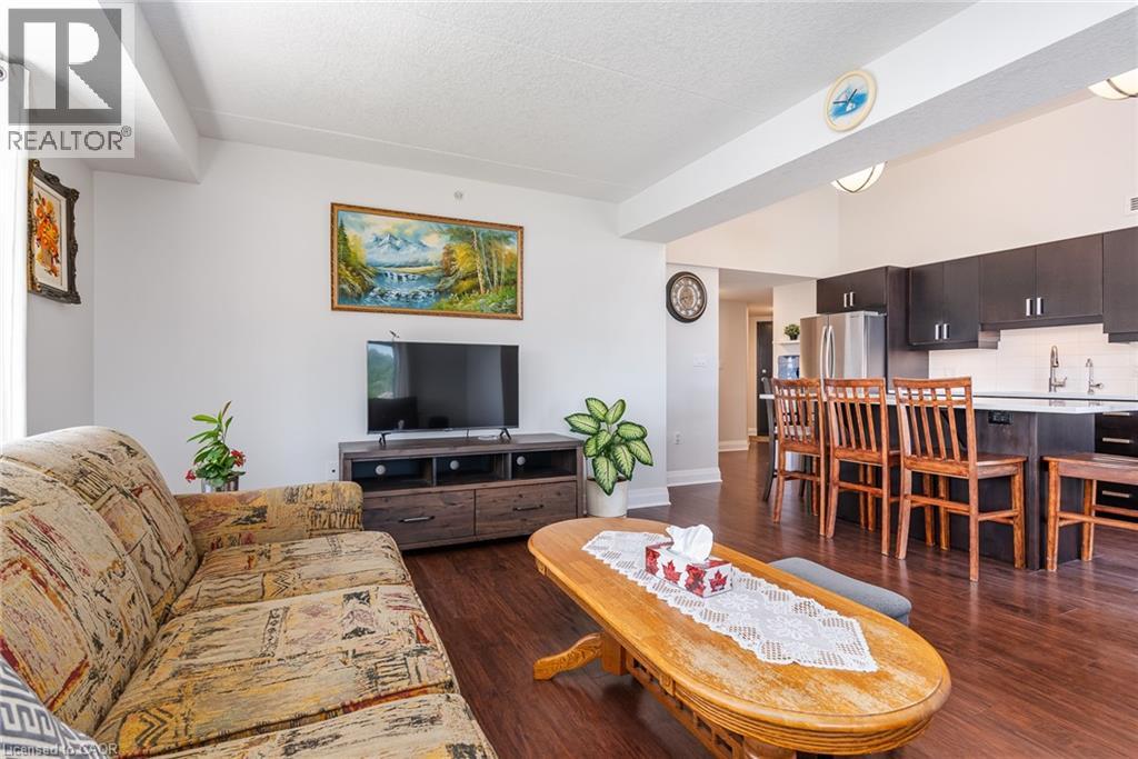 #716 776 LAURELWOOD Drive - 24