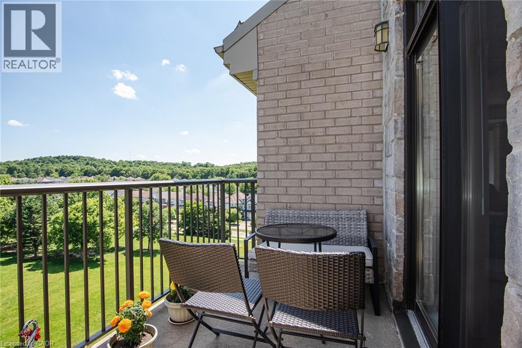 #716 776 LAURELWOOD Drive - 35
