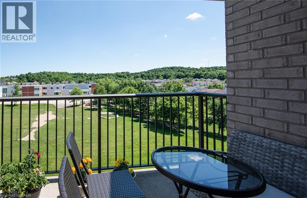 #716 776 LAURELWOOD Drive - 32