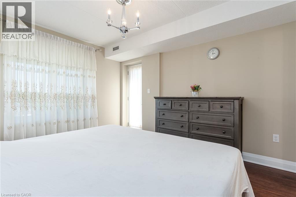 #716 776 LAURELWOOD Drive - 38