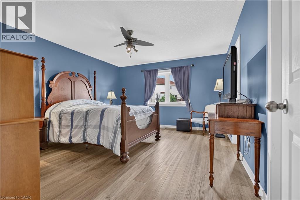124 BAILEY Drive - 25