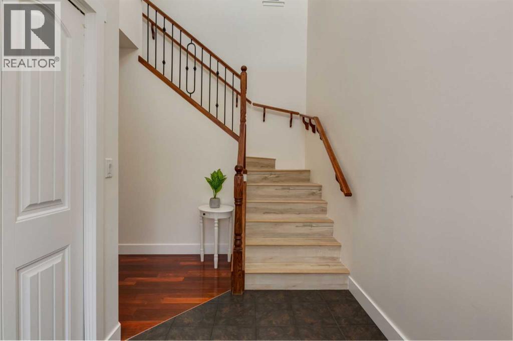 156 CAMDEN Court - 18