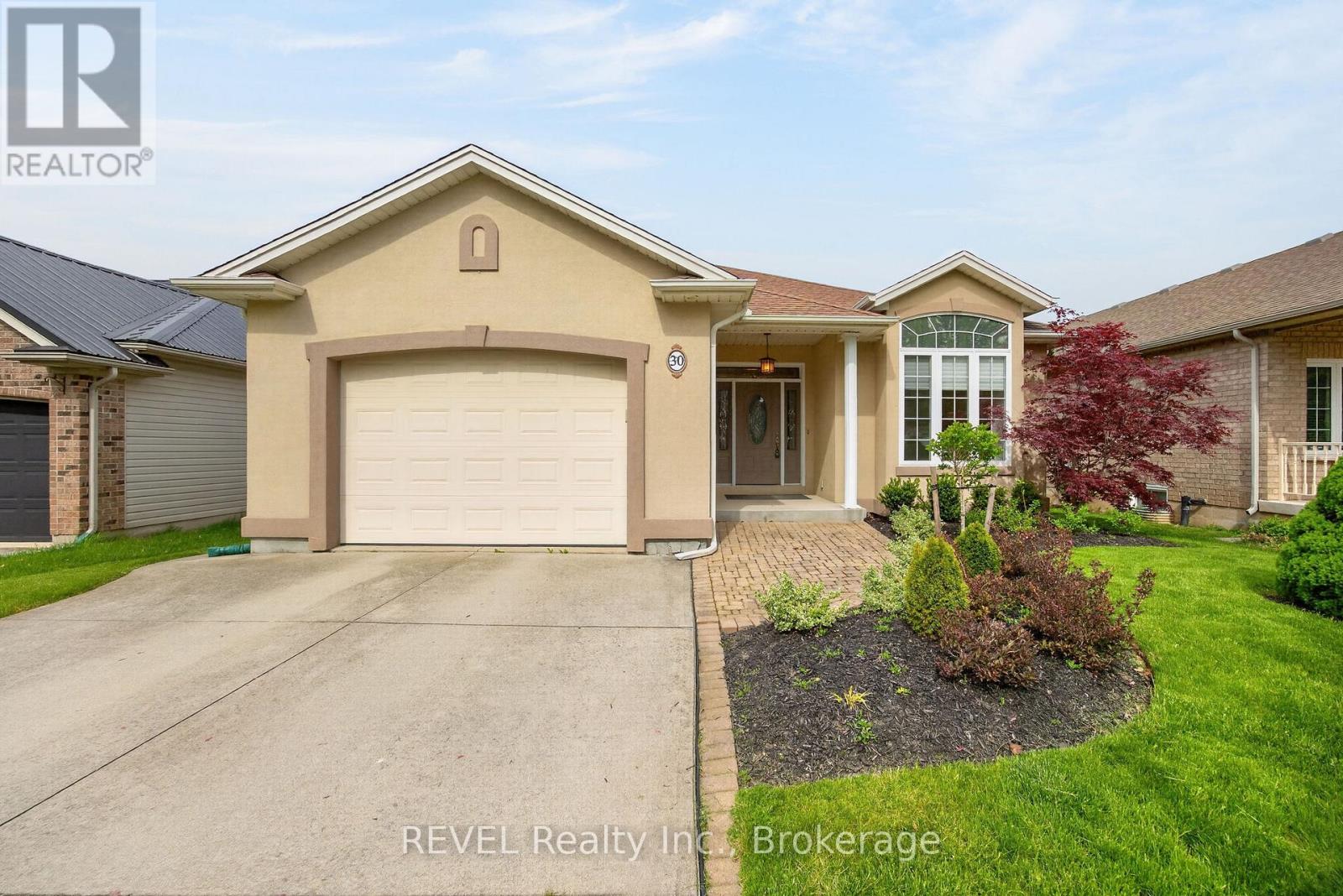 30 BIANCA DRIVE - 1