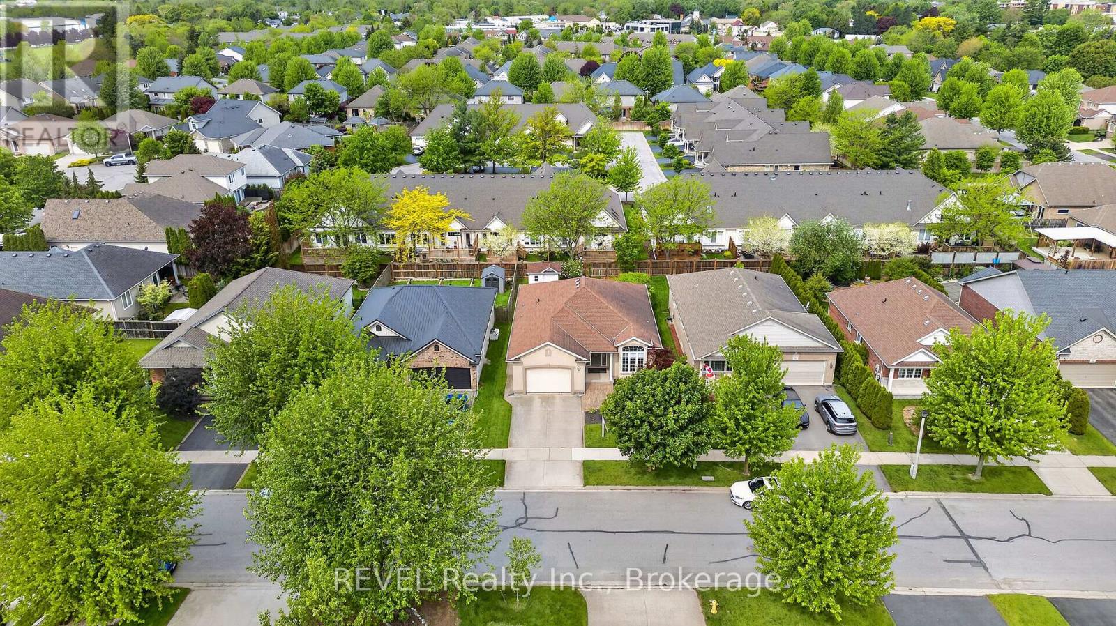 30 BIANCA DRIVE - 38