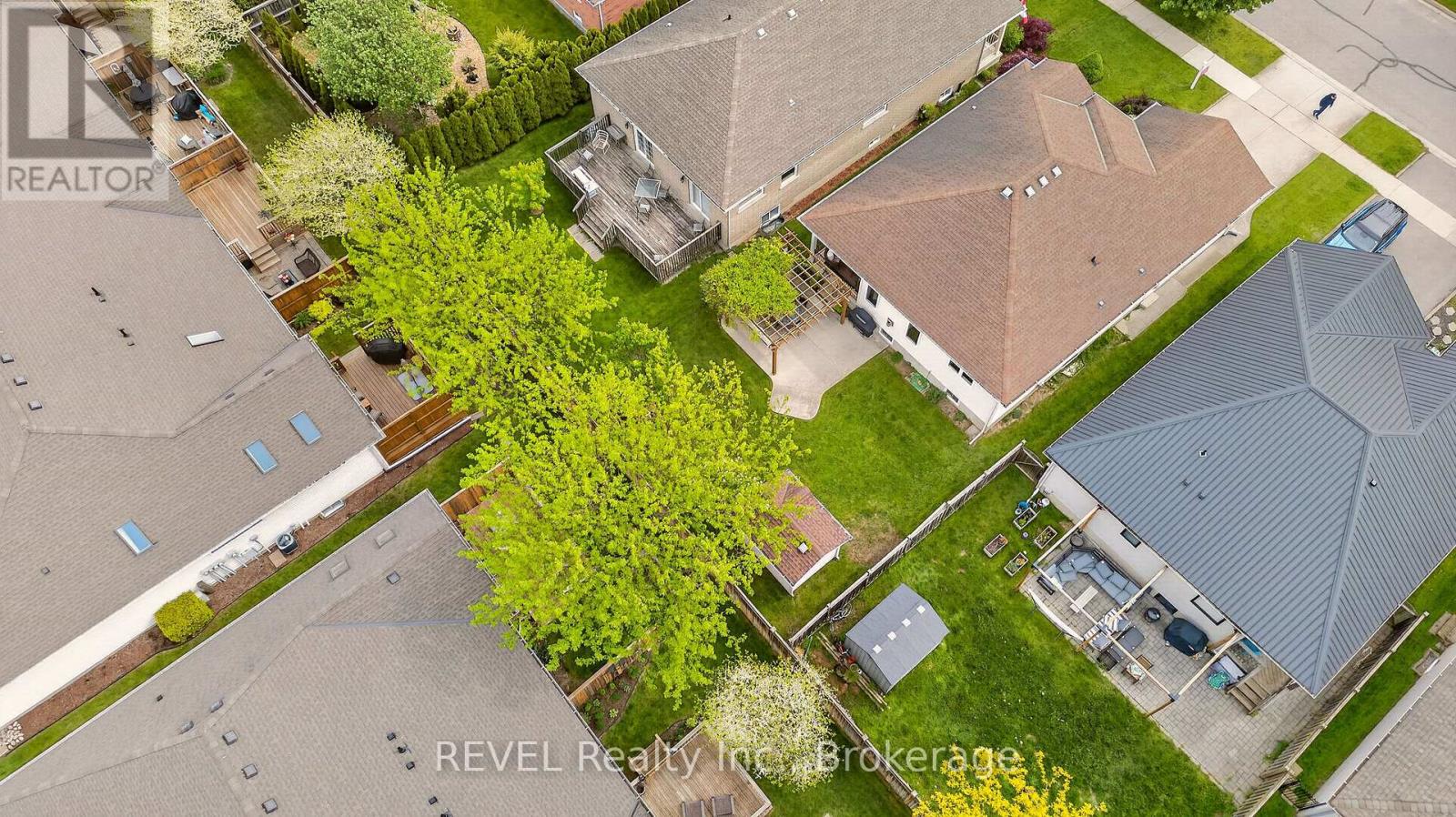 30 BIANCA DRIVE - 41
