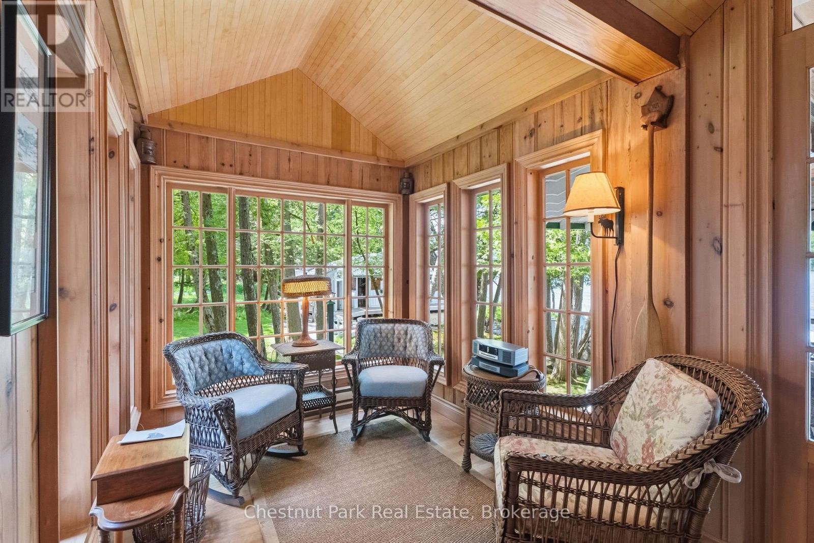 #22 1052 LONGHURST ROAD - Image 11
