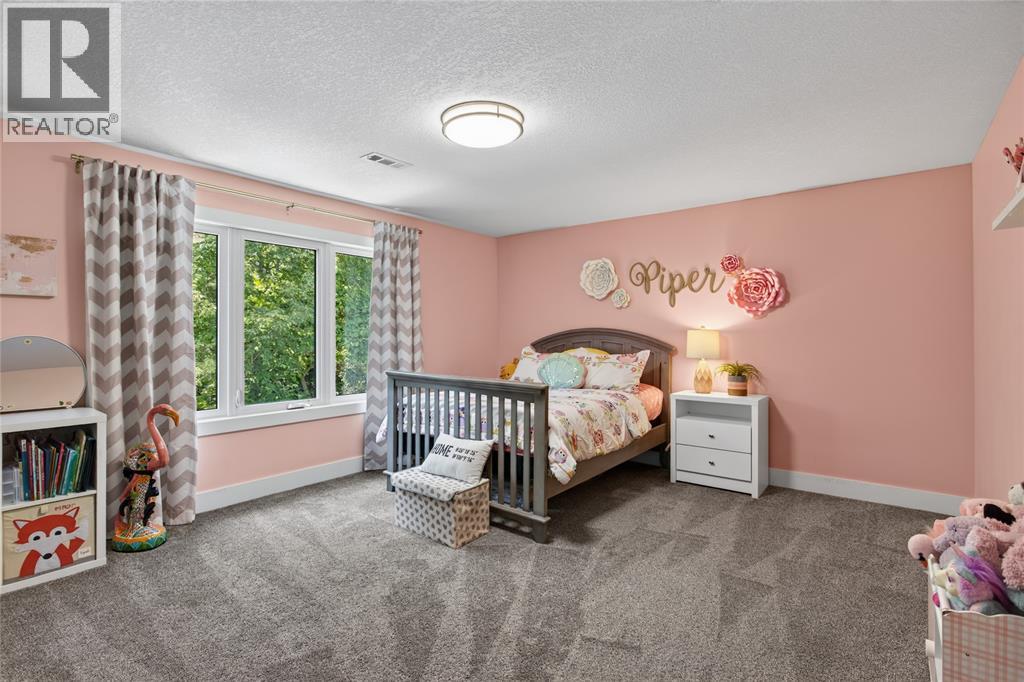 1727 MATER DRIVE - 32