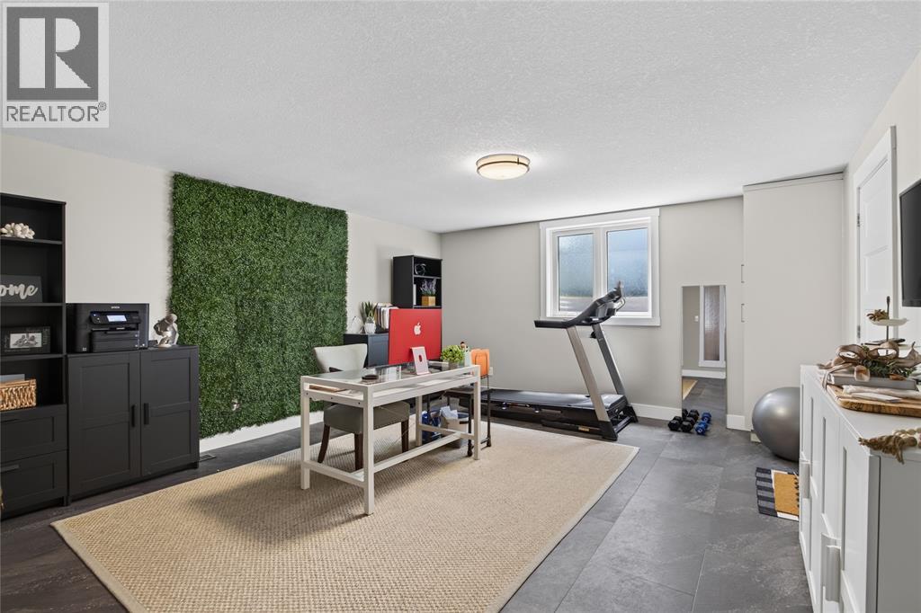 1727 MATER DRIVE - 38