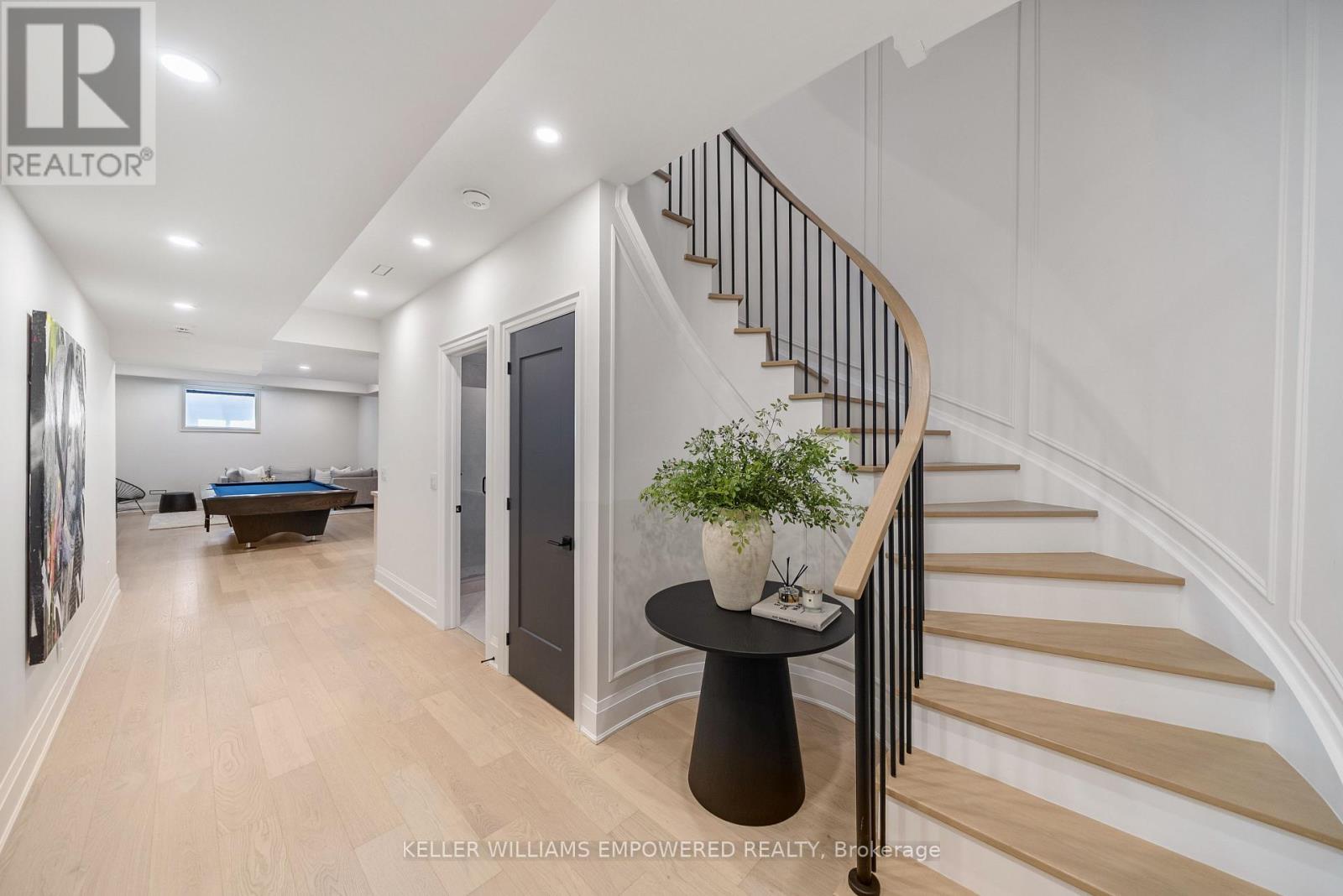 6 JOELCO DRIVE - 36