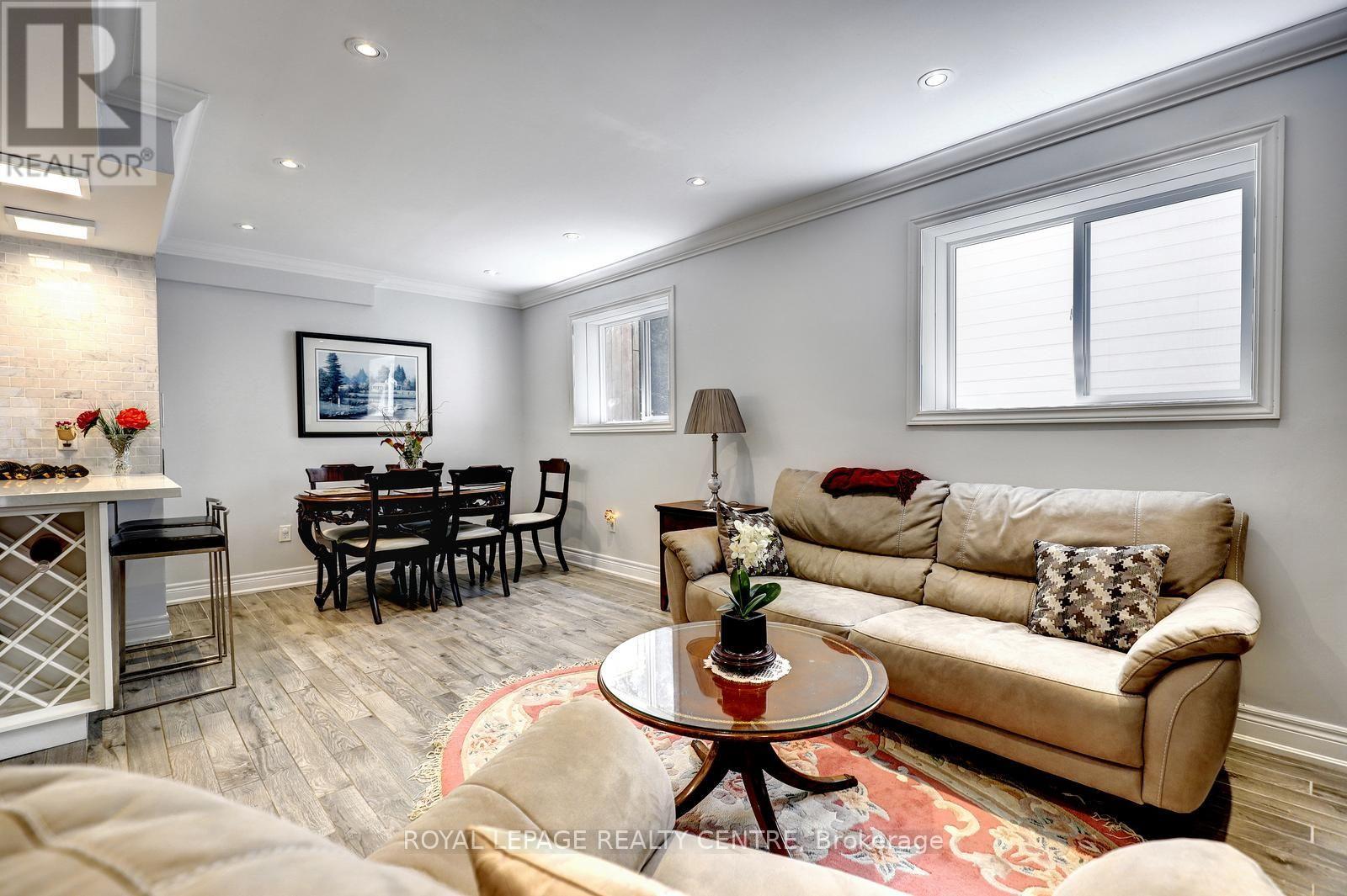 1296 WOODHILL COURT - 18
