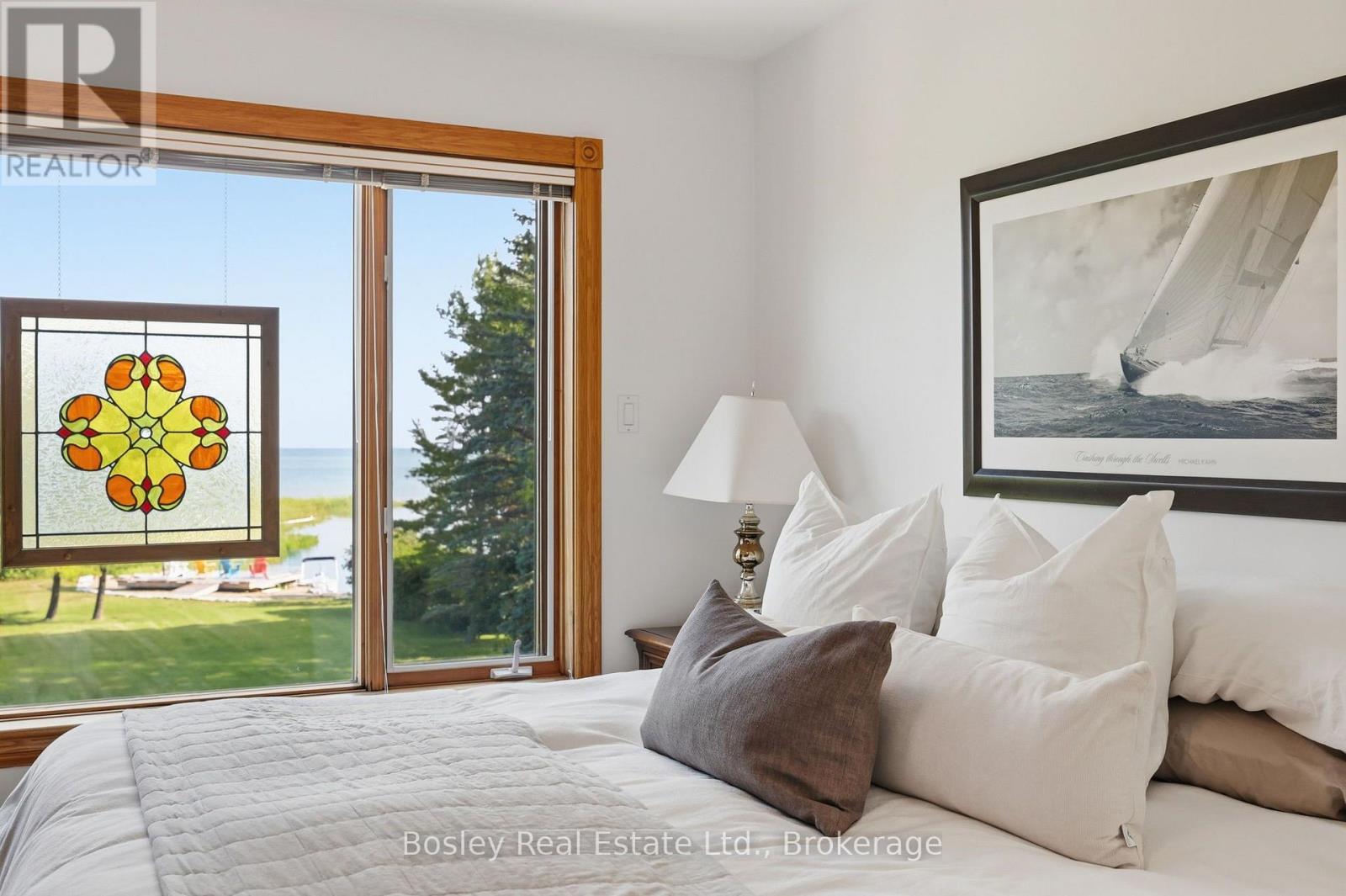 124 BARTLETT BOULEVARD - Image 22