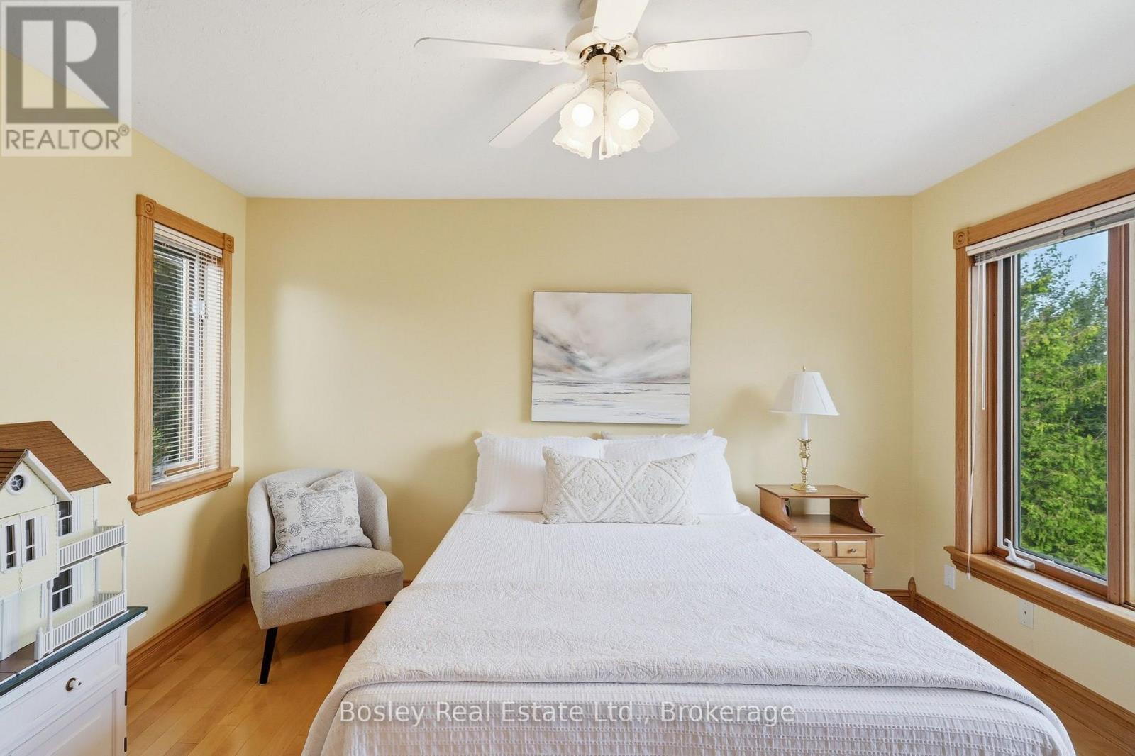 124 BARTLETT BOULEVARD - Image 29